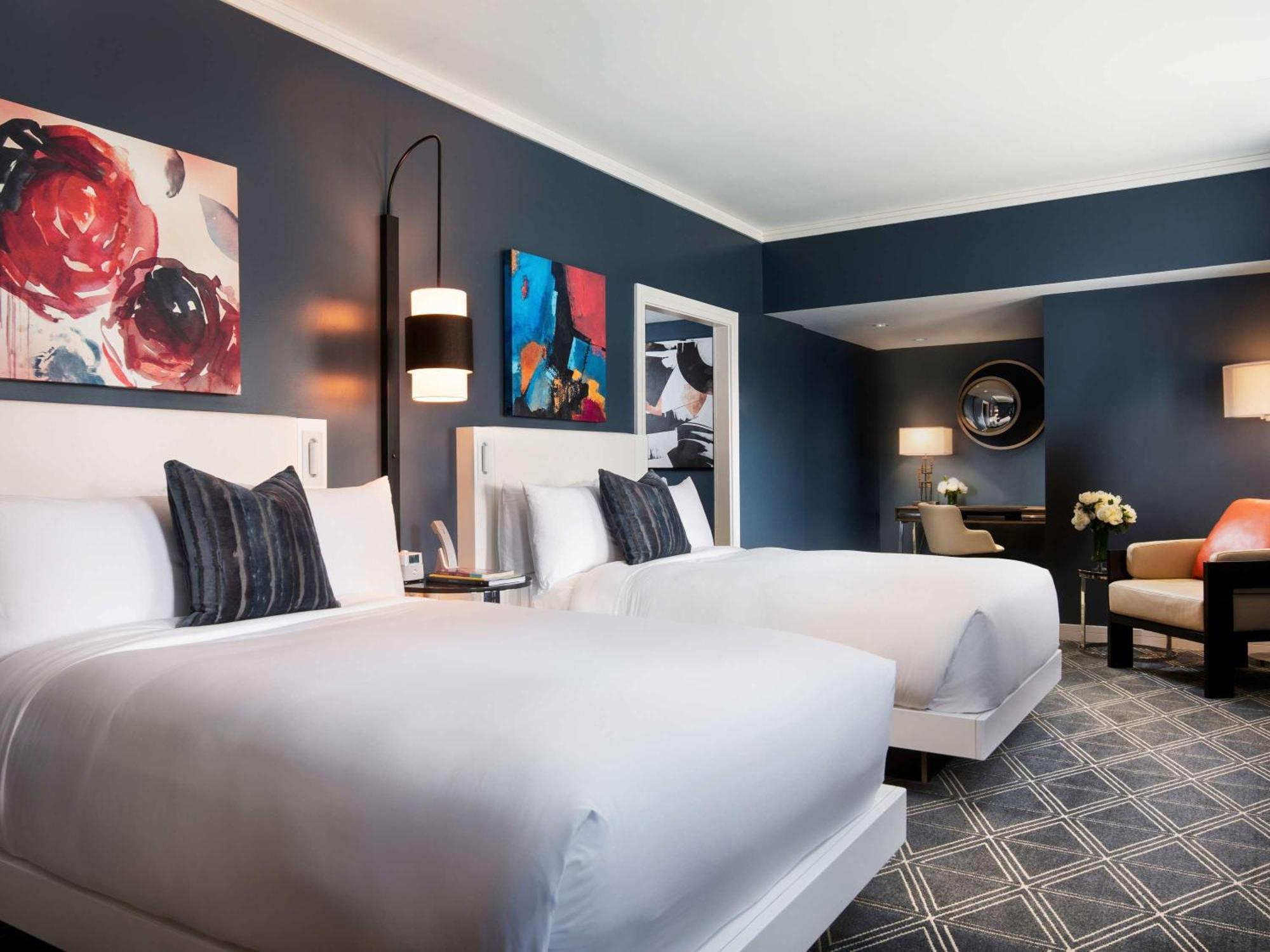 费尔蒙伊丽莎白女王酒店 蒙特利尔 外观 照片 A guest room at the Hotel Commonwealth