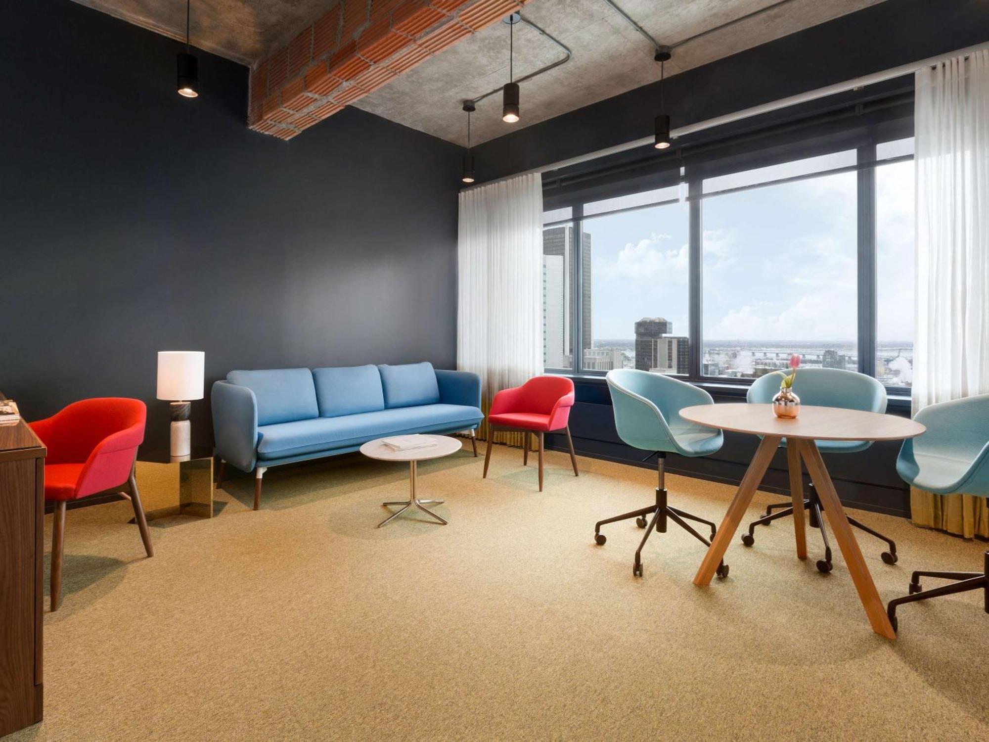 费尔蒙伊丽莎白女王酒店 蒙特利尔 外观 照片 Office space at the 10th floor of the building